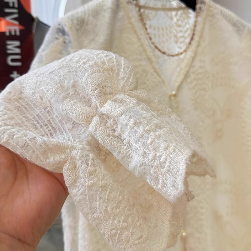Plus Size Women's Autumn Lace Shirt V-Neck Embroidered Long Sleeve Top