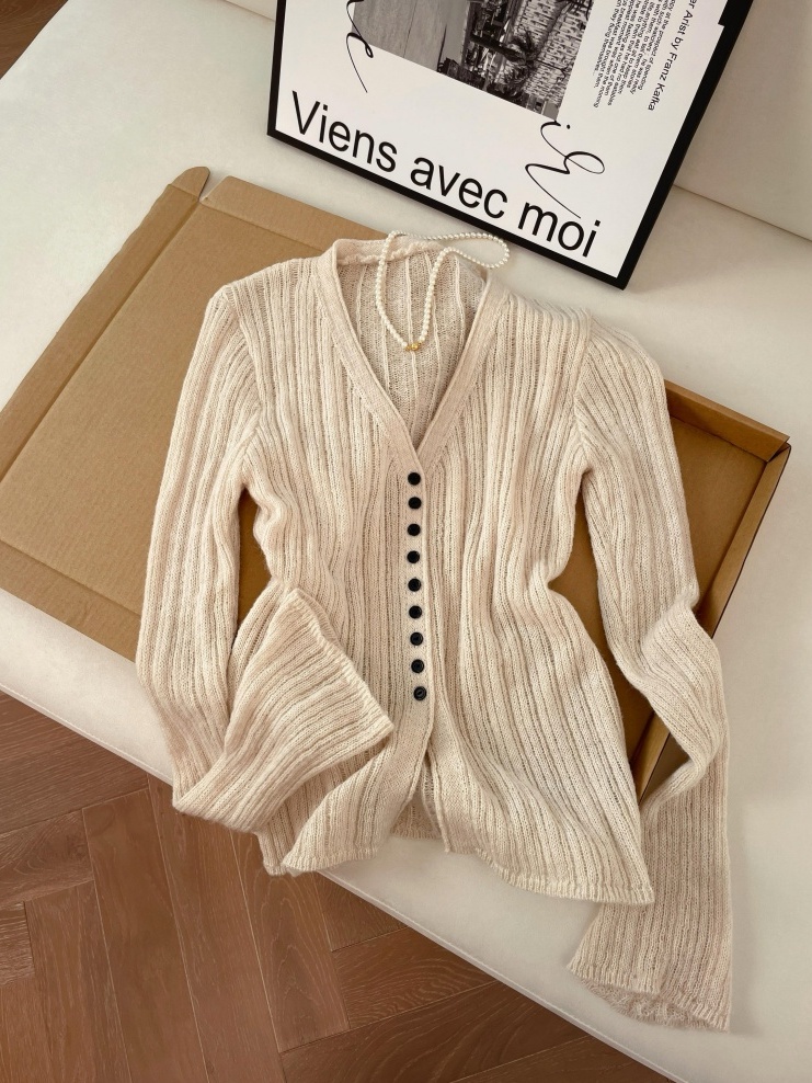 Lazy Style V-Neck Knit Top Women Spring Long Sleeve Pullover