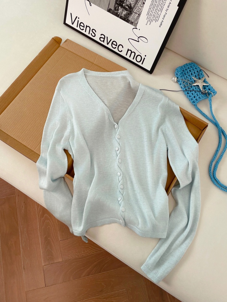 Korean V-Neck Knit Cardigan for Women Spring 2026 Lightweight Two-Piece Set