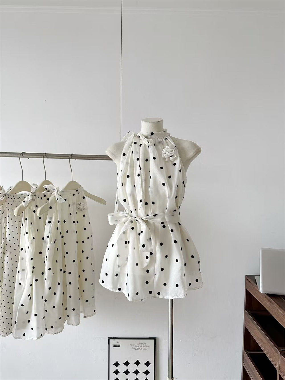 Women's Chiffon Polka Dot Bow Tie Halter Sleeveless Vest 2026 Summer Loose Slimming Shirt Top