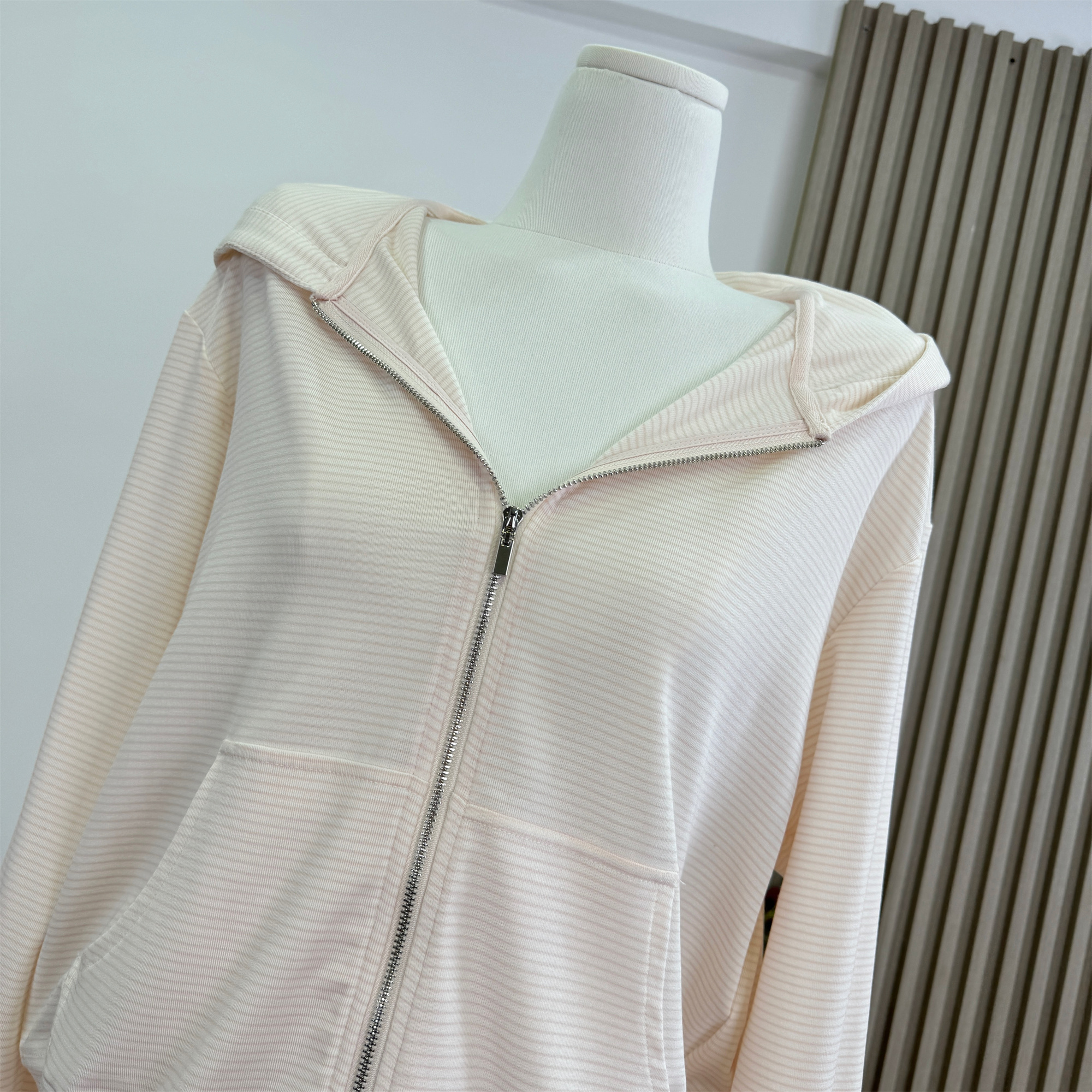 CHU Xiaochu Strawberry Milk Custom Ultra-Soft Knit Casual Light Sweatshirt and Pants Set